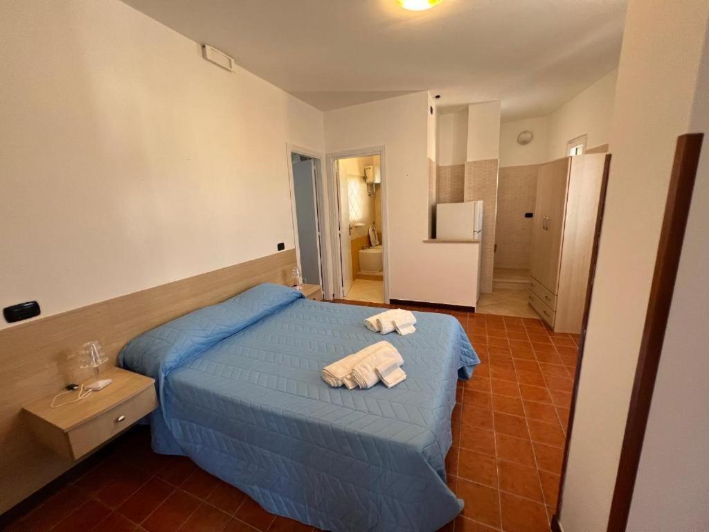 Albergo Florida 伊索拉迪卡波里祖托 外观 照片